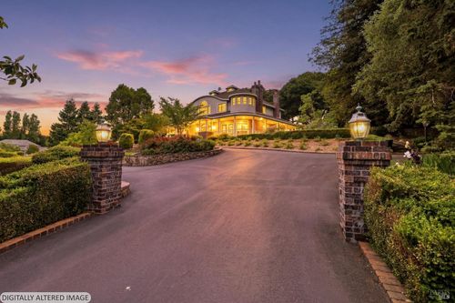 260 Metz Ln, Petaluma, CA, 94952-1292 | Card Image