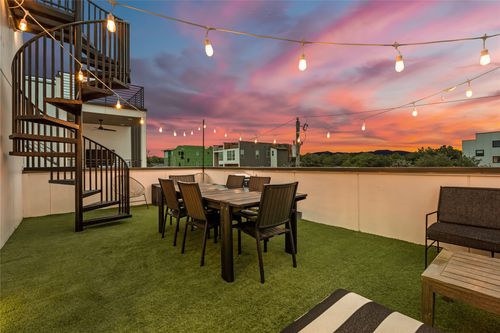 1-1002 Mobile St, Dallas, TX, 75208-1735 | Card Image