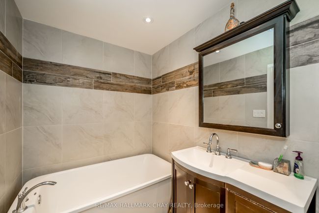 28 Brown St, House attached with 4 bedrooms, 2 bathrooms and 3 parking in Tottenham ON | Image 18