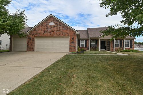 1829 Wynnewood Ln, Avon, IN, 46123-5300 | Card Image