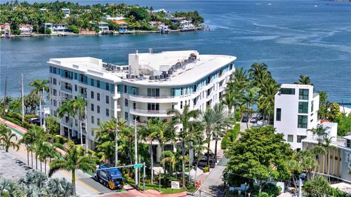 209-1 Century Ln, Miami Beach, FL, 33139-8805 | Card Image