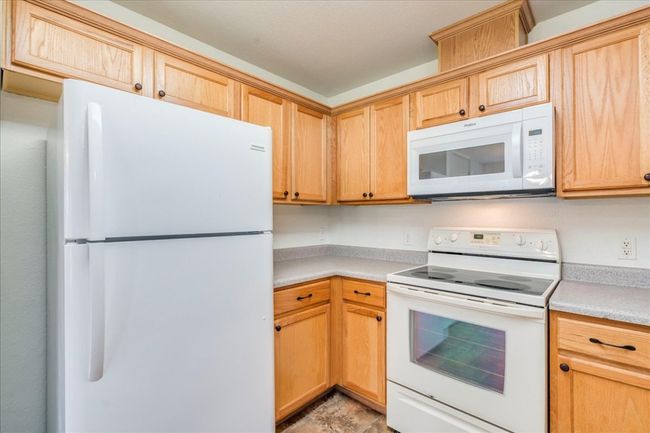 Kitchen | Image 16