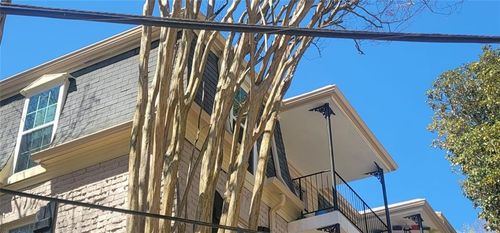 b7-2805 Northeast Expy Ne, Atlanta, GA, 30345-4207 | Card Image