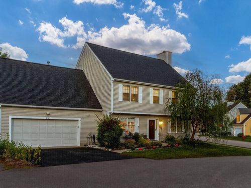 127-127 Clear Pond Dr, Walpole, MA, 02081-4345 | Card Image