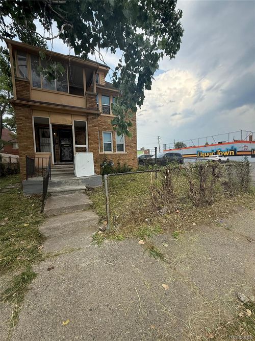 13526 La Salle Blvd, Detroit, MI, 48238-3428 | Card Image