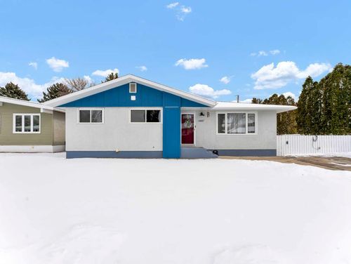 1611 10 Ave Ne, Medicine Hat, AB, T1A6G6 | Card Image