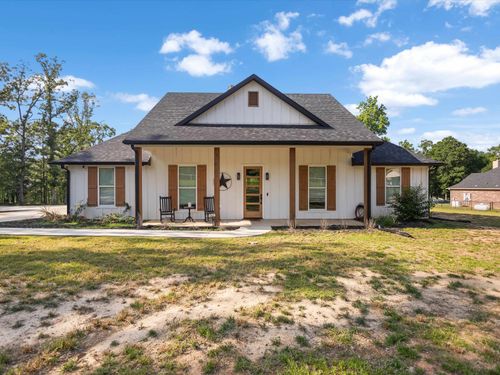 1562 N Willow Oak Rd, Gladewater, TX, 75647-7816 | Card Image