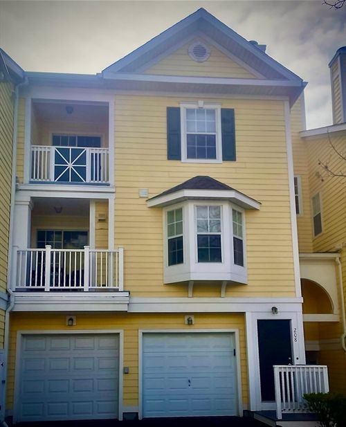 208-208 Gazebo Cir, Reading, MA, 01867-4067 | Card Image