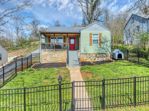 425 Sewanee St, Harriman, TN, 37748-2740 | Card Image