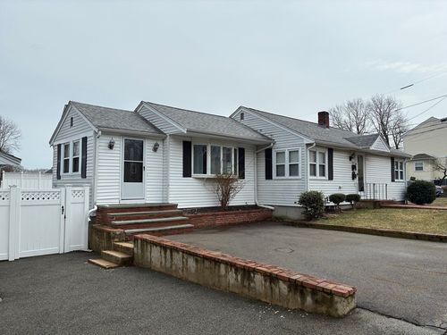 28 Etna Rd, Dedham, MA, 02026-3806 | Card Image
