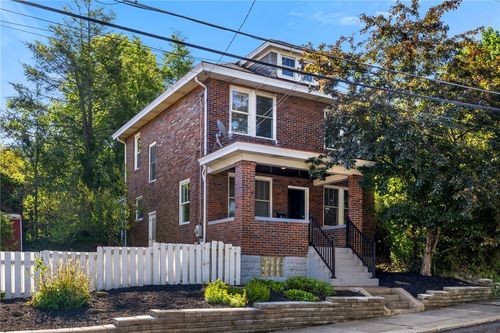 47 Estella Ave, Mt Washington, PA, 15211-2165 | Card Image