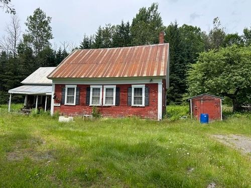 969 Nh Route 26, Colebrook, NH, 03576-3728 | Card Image