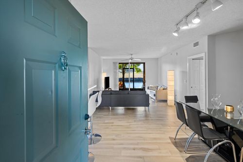 apt-102-11730 Saint Andrews Pl, Wellington, FL, 33414-7076 | Card Image