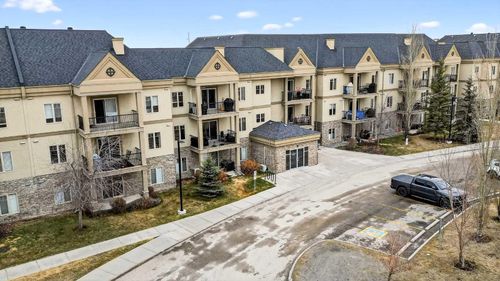 137-52 Cranfield Link Se, Calgary, AB, T3M0N9 | Card Image