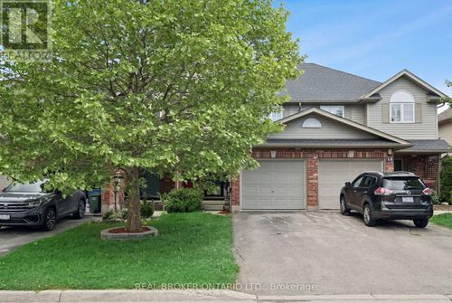 17 Ralston Dr, Guelph, ON, N1E0C3 | Card Image