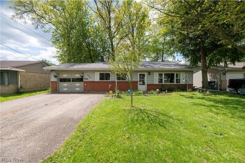 4463 Nantucket Drive, Youngstown, OH, 44515 | Card Image