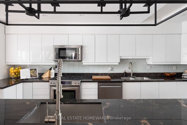 2 Park Ave, House other with 5 bedrooms, 5 bathrooms and 4 parking in Toronto ON | Image 27