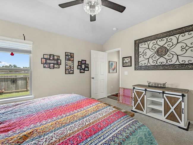 323 Cumberland Forest Dr, House other with 3 bedrooms, 2 bathrooms and 2 parking in Magnolia TX | Image 11