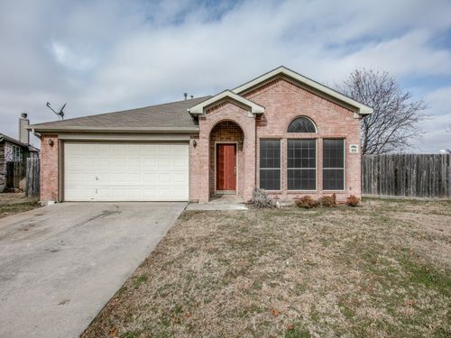610 Lonestar Park Ln, Ponder, TX, 76259-8475 | Card Image