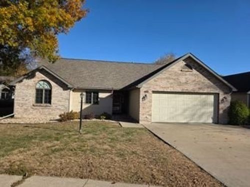 2304 22nd Ave, Sterling, IL, 61081-1756 | Card Image