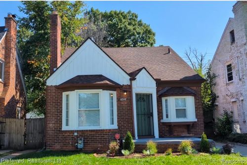 16918 Chandler Park Dr, Detroit, MI, 48224-2079 | Card Image