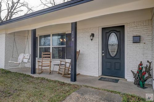 114 S Johnson St, De Kalb, TX, 75559-1723 | Card Image
