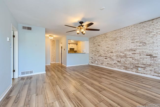 APT-203C - 8030 Broadway, Condo with 1 bedrooms, 1 bathrooms and null parking in San Antonio TX | Image 5
