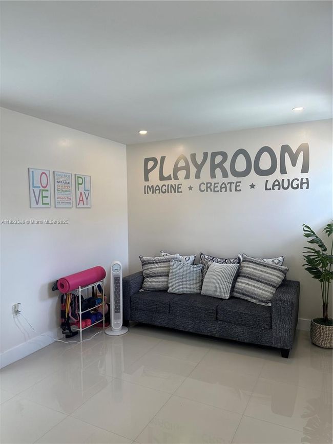 5020 Sw 154 Th Ave, House other with 4 bedrooms, 2 bathrooms and null parking in Miami FL | Image 20