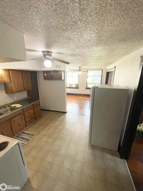 106 N 1st St, Fertile, IA, 50434-7708 | Card Image