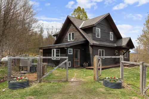 96 Deerfield Hills Rd, Morristown, VT, 05661-8778 | Card Image