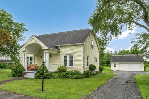 6611 Ward Road, Wheatfield, NY, 14304 | Card Image