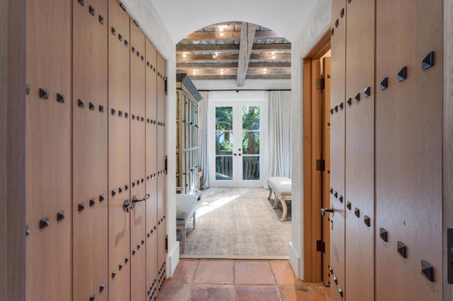 1111 Hillsboro Mile, House other with 8 bedrooms, 9 bathrooms and null parking in Hillsboro Beach FL | Image 47