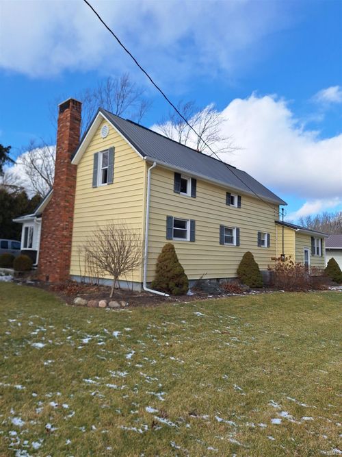 2645 W 1100 S, Geneva, IN, 46740-9219 | Card Image