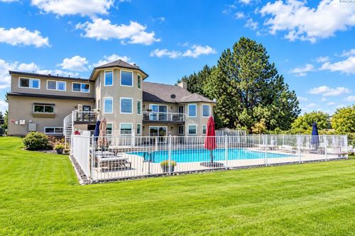 202008 E Terril Rd, Kennewick, WA, 99337-6900 | Card Image