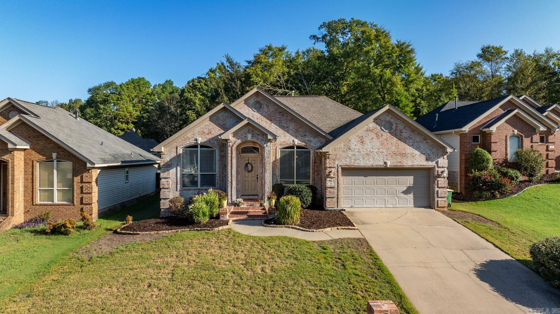 Crystalwood Dr, Little Rock, AR 72210