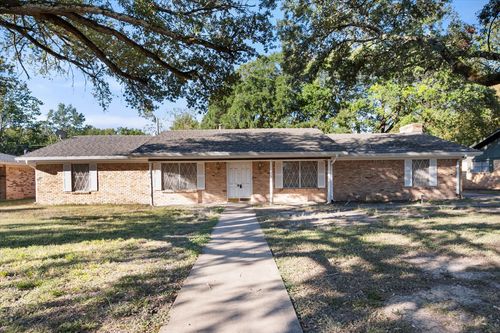 409 N Overlook Dr, Kerens, TX, 75144-2209 | Card Image
