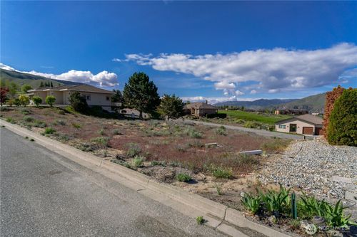307 Desert View Pl, Orondo, WA, 98843-9641 | Card Image