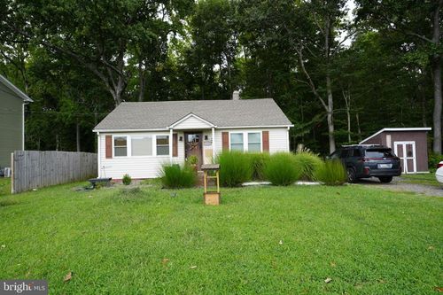 3284 Forrest Ave, DOVER, DE, 19904-5318 | Card Image