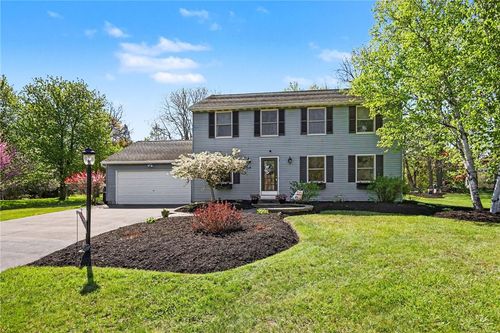 29 Camborne Cir, Fairport, NY, 14450-8918 | Card Image
