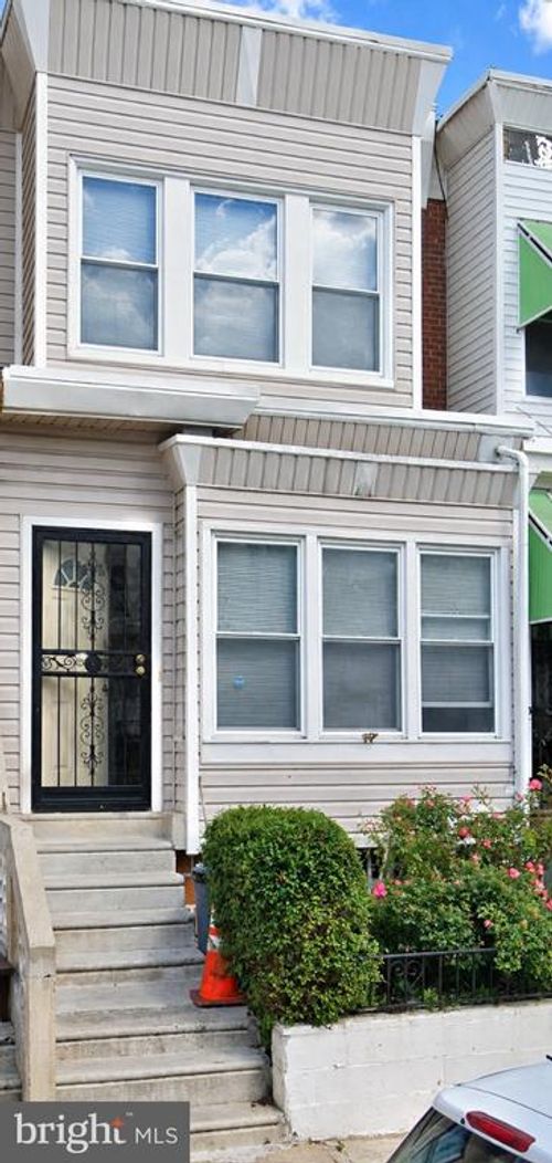 4255 N Marshall St, PHILADELPHIA, PA, 19140-2522 | Card Image
