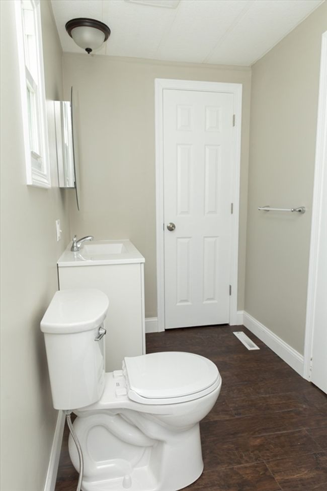 7 Silver Birch Ln, House other with 2 bedrooms, 2 bathrooms and 5 parking in Kingston MA | Image 13