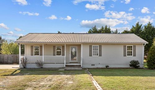 100 Bruces Ln, Dunn, NC, 28334-9525 | Card Image