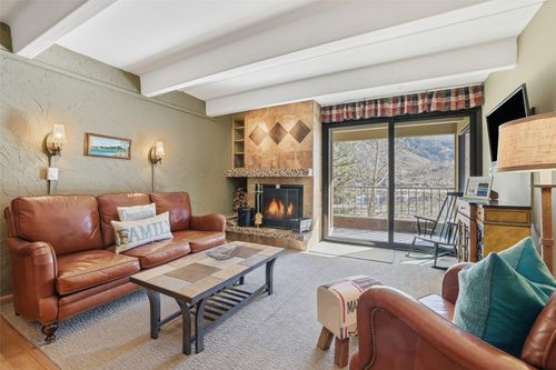 219-220 E La Bonte St, Dillon, CO, 80435 | Card Image