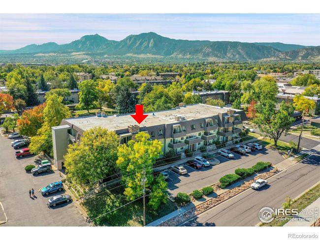 Located close to everything! Just a short distance to CU campus, Whole Foods, Safeway and easy access to HWY 119 | Image 38