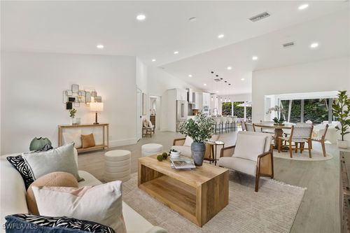 1200 Cypress Woods Dr, NAPLES, FL, 34103-3841 | Card Image