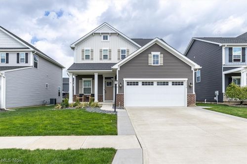 36270 Lands End Drive, North Ridgeville, OH, 44039 | Card Image