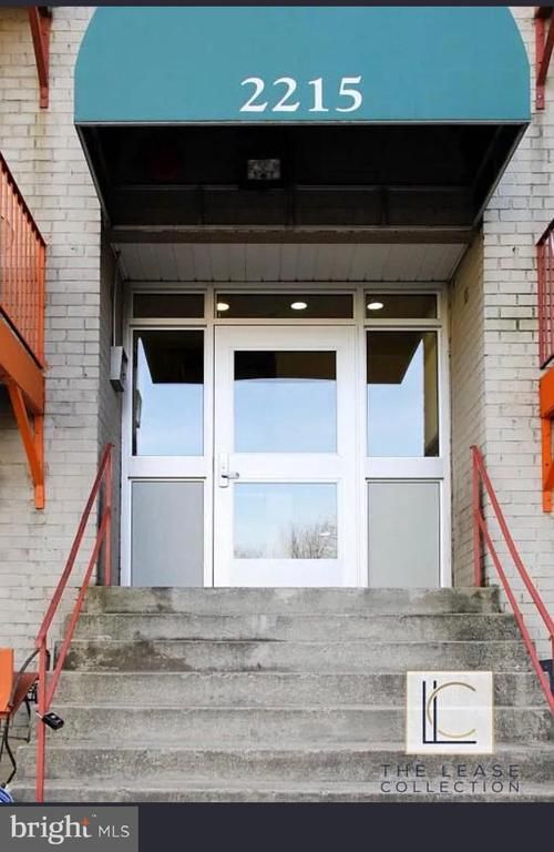 apt-303-2215 Hunter Pl Se, WASHINGTON, DC, 20020-4310 | Card Image