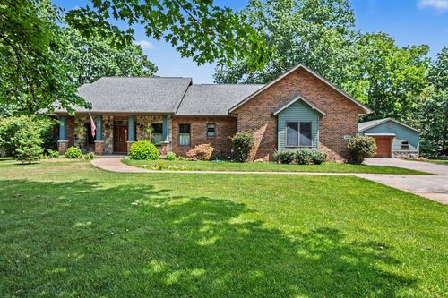 1653 Fairview Dr, Allegan, MI, 49010-8988 | Card Image
