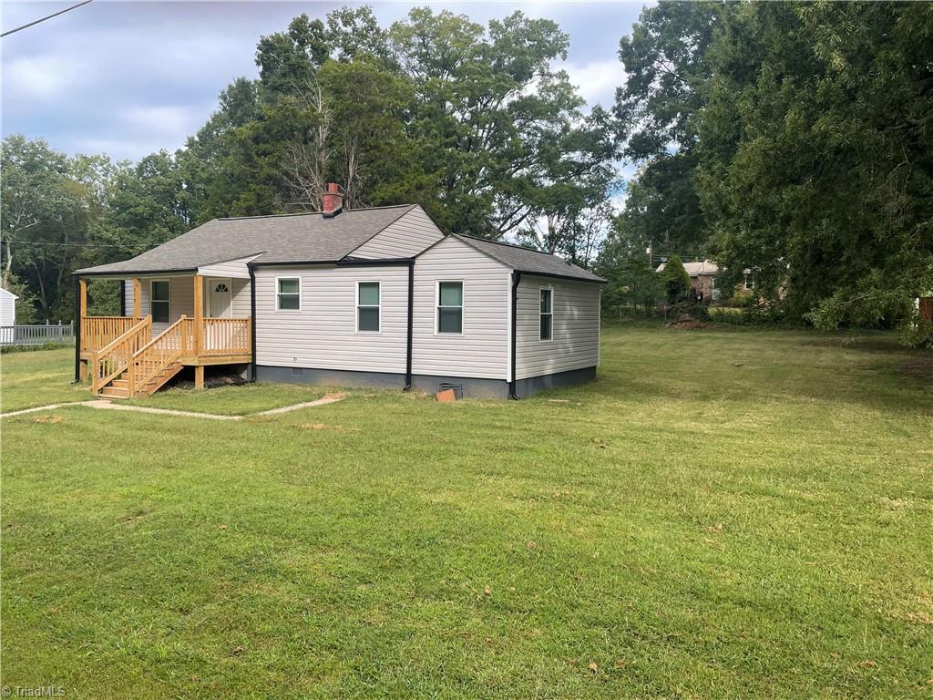 Delaware Ave, Eden, NC 27288