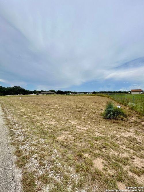 215 Mustang Rdg, Natalia, TX, 78059-2657 | Card Image